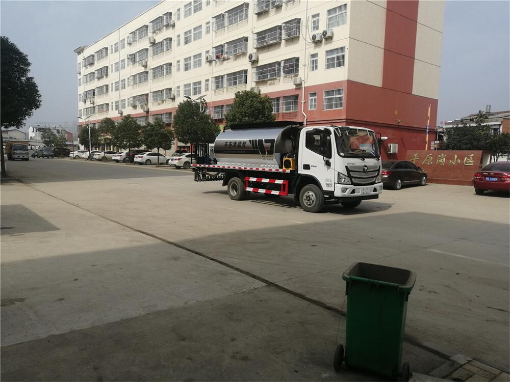 6方瀝青灑布車-程力福田6方瀝青灑布車