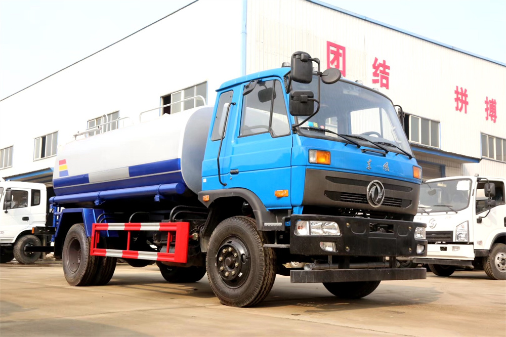 12方灑水車 東風(fēng)國(guó)三12方老款145玉柴藍(lán)頭灑水車