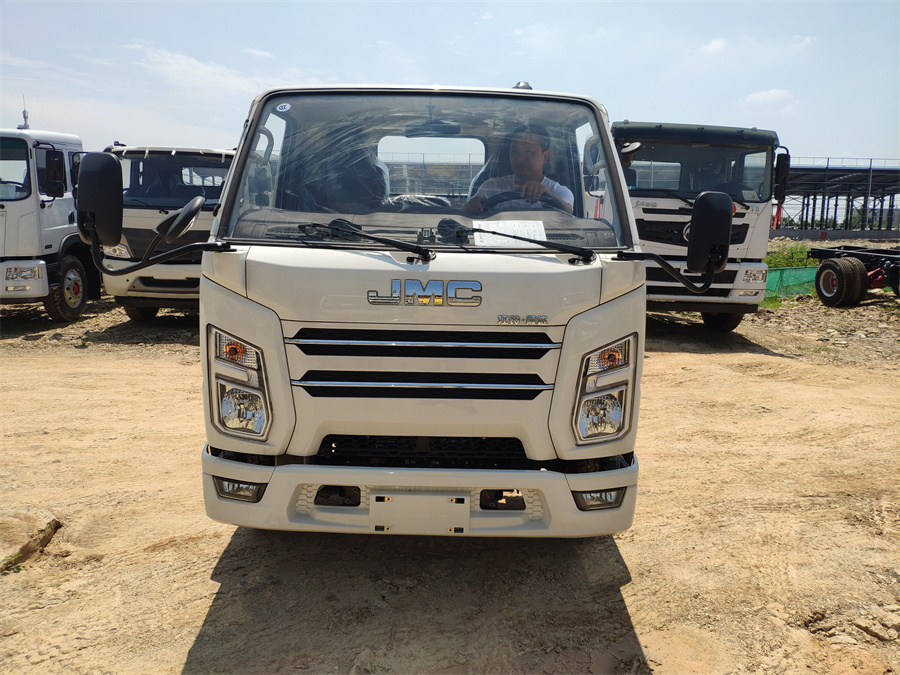 江鈴順達(dá)（3360，全柴115）國六 內(nèi)飾照片圖