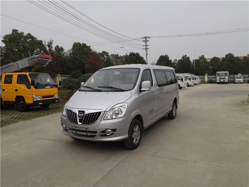 福田G5汽油殯儀車(chē)-福田殯儀送葬車(chē)廠(chǎng)家